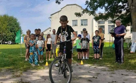 У Попівцях відбулося «Велородео» до 75-річчя Товариства «Колос»