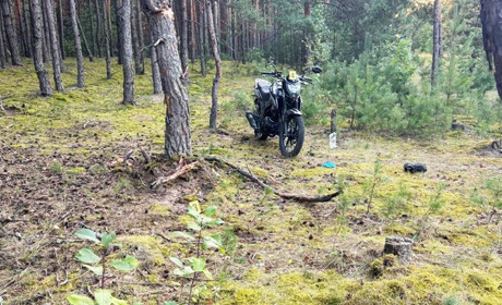 На Сарненщині двоє підлітків на мотоциклі зʼїхали в кювет: їх госпіталізували