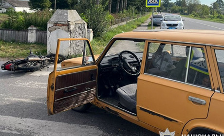 У Старокостянтинівській громаді 39-річний мотоцикліст травмувався в ДТП