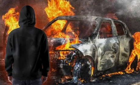 У Глухові в один вечір підпалили два автомобілі військових: що відбувається
