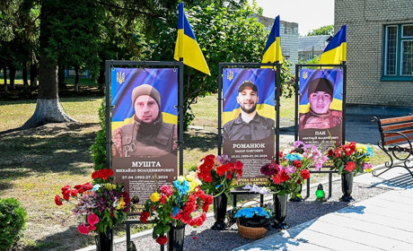 Вшанували полеглих Героїв-земляків та підтримали воїнів: урочистості та благодійні заходи в Халчі