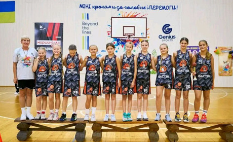 Вихованки Фастівської ДЮСШ здобули срібло на Всеукраїнському фестивалі міні-баскетболу