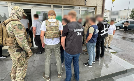 36-річний житель Житомирщини організував канал незаконного переправлення за кордон