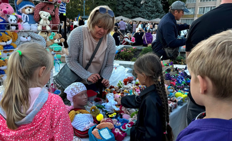 Південненський благодійний ярмарок зібрав 95 500 грн для ЗСУ (ФОТО)