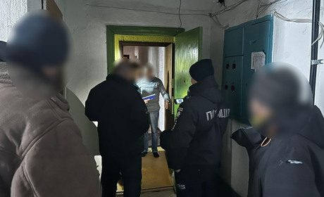 Жителя Шосткинського району викрили в розповсюдженні дитячої порнографії