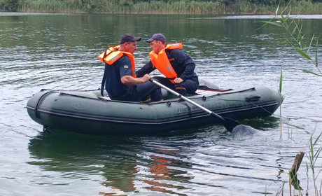 Жовтоводець загинув на Кіровоградщині: рятувальники дістали тіло з водойми