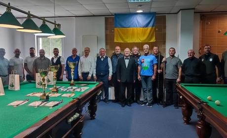 У Кременці стартували благодійні змагання з більярду на підтримку ЗСУ