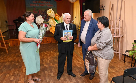 На відпочинок після 57 років в професії: в Кагарлицькій школі мистецтв дякували Олегу Даниленку