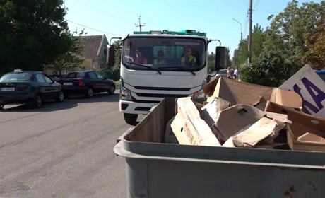 Не платиш за сміття — конфіскують майно. Як російські окупанти пресують мешканців ТО Херсонщини