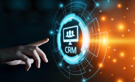 CRM, що дбає про клієнтів: як обрати найкраще рішення для бізнесу