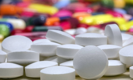 «Доступні ліки» стали ширшими: в Україні додали препарати для вагітних і дітей