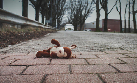 Фейк про «заміновані іграшки і продукти» від українських військових на лівобережжі Херсонщини