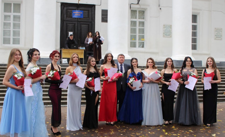 Відбувся конкурс краси, творчості та харизми — «Міс НДУ – Ювілейна осінь 1805–2025»