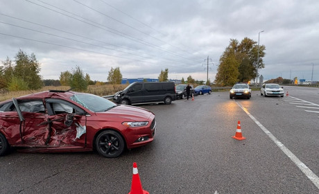 На Фастівщині троє осіб госпіталізовані після ДТП на автодорозі Київ-Одеса