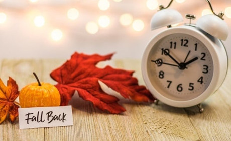 Додаткова година сну! Україна переходить на зимовий час у ніч на 26 жовтня