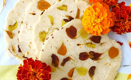 Від клумби до тарілки: готуємо з чорнобривцями