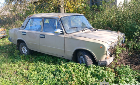 На Кременеччині пʼяний водій без прав збив жінку і втік