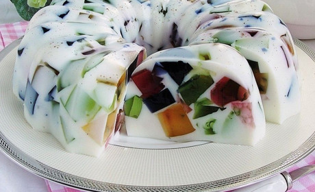 Як приготувати десерт “Бите скло” зі сметаною та желе