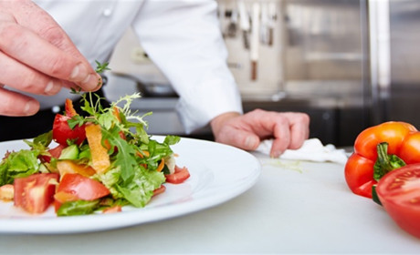 Знайди свою роботу у Старокостянтинові: можливості поруч із домом