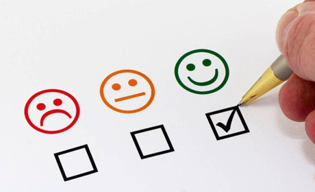 Миколаївська громада запрошує пройти опитування щодо якості соціальних послуг для ВПО