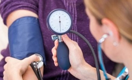 Контролюйте тиск — збережіть здоров’я серця!