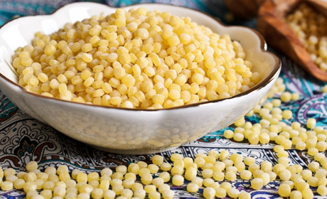 Легкі страви з птітіму: рецепти з куркою та овочами, вершковим соусом і салат табуле