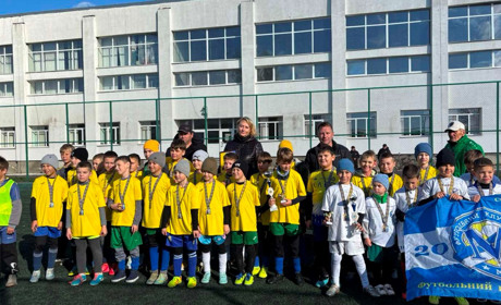 У Старокостянтинові юні футболісти змагалися за кубок пам’яті Олександра Мандибури