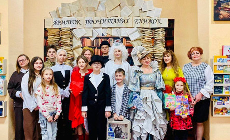 Живе читання і педагогічна магія: у Глухівському коледжі провели «Ярмарок прочитаних книжок»