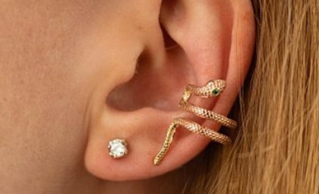 Що варто знати, перш ніж купити жіночі золоті сережки