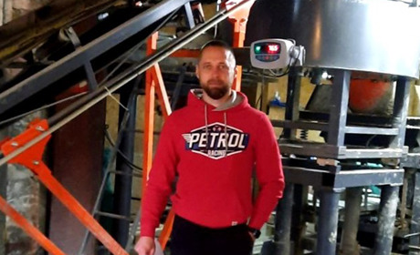 Підприємець з Дрогобича розширив виробництво спортивних товарів завдяки державному гранту