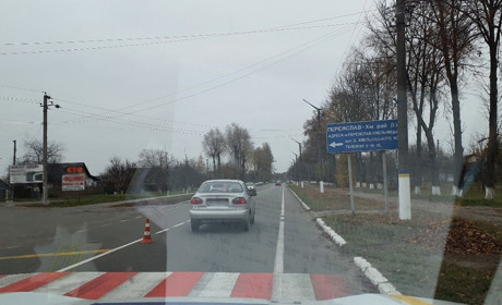 У Переяславі на пішохідному переході водійка Ланоса збила 14-річну дівчину