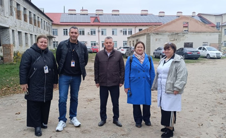 Коли сонце стає помічником лікарів: у Захарівській лікарні встановили сонячну станцію