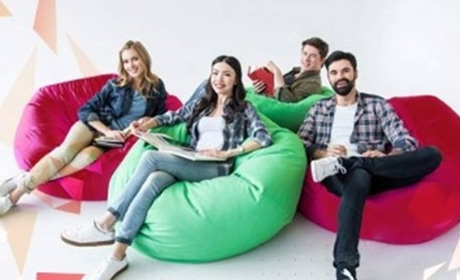 Крісло-мішок і постава: правда чи міф, що вони шкідливі для спини