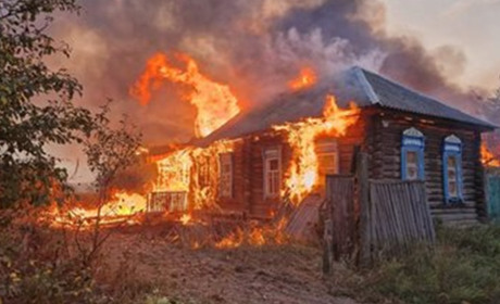 За вихідні росіяни спалили чотири будинки в селах Есманьської громади: де саме