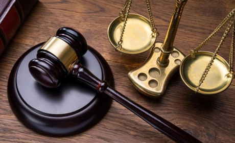 Суд у Переяславі закрив справу про підробку документів на Land Rover через термін давності