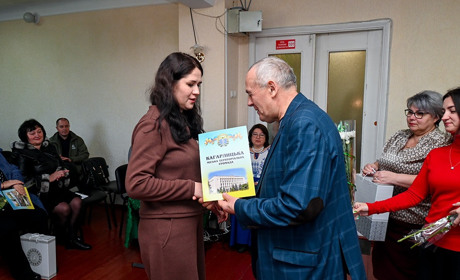 Подяки громади й музичні подарунки: як у Кагарлику вітали аграріїв та радіотелевізійників