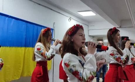 Як студенти Шостки відсвяткували своє свято у бомбосховищі