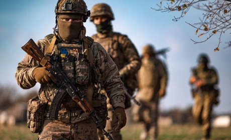 Чіткі терміни служби та більші виплати: що передбачають нові контракти для військових