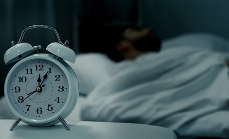 Місяць після переходу на зимовий час: чому ми досі не адаптувалися і як допомогти організму