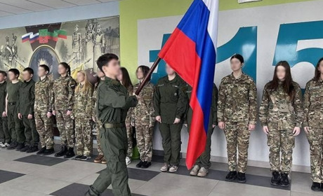 Дітей готують до війни. Як РФ мілітаризує дитинство на захоплених територіях України