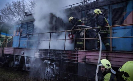 У Фастові загорівся локомотив: рятувальники оперативно ліквідували пожежу