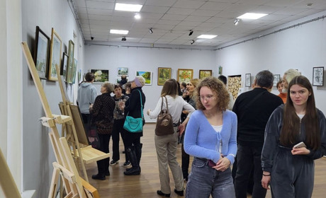 У Гадячі відкрили виставку «Слідами натхнення Сергія Каташова»