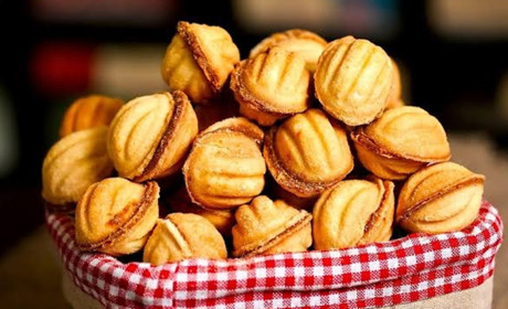 Горішки зі згущеним молоком: рецепт класичного домашнього печива