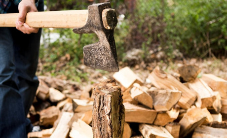 Рубити чи рубати: у чому різниця та як не помилитися