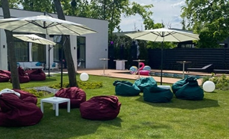 Види шатрових конструкцій та де вони найкраще підходять