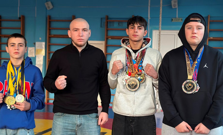 Чемпіони: юні кікбоксери з Теплодара підкорили світову арену. Збірна — ІІ-га на Чемпіонаті світу