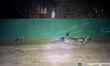 Поліція з’ясовує обставини ДТП за участі неповнолітнього мотоцикліста на Золотоніщині