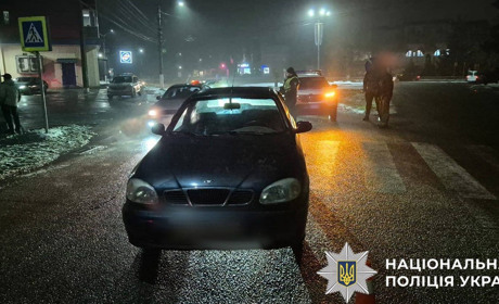 У Кагарлику водій легковика збив жінку на пішохідному переході