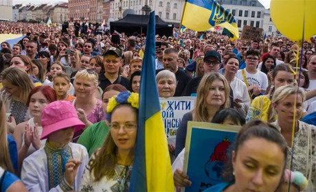 Як українці у Польщі впливають на економіку країни — звіт Нацбанку