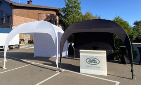 Як правильно встановити намет для події на різних поверхнях